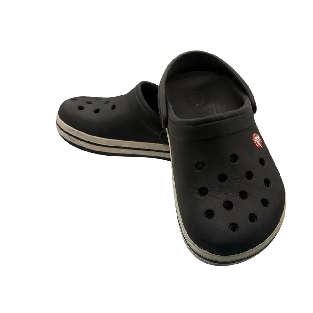 Crocs Classic Black Clogs Kids Size 3 Lightweight Ventilation Waterproof Slip On